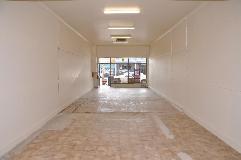 VERY NEAT AND VERY AFFORDABLE Picture 2