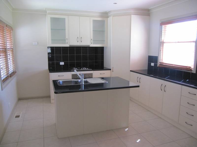 HIDDEN TREASURE Picture 2