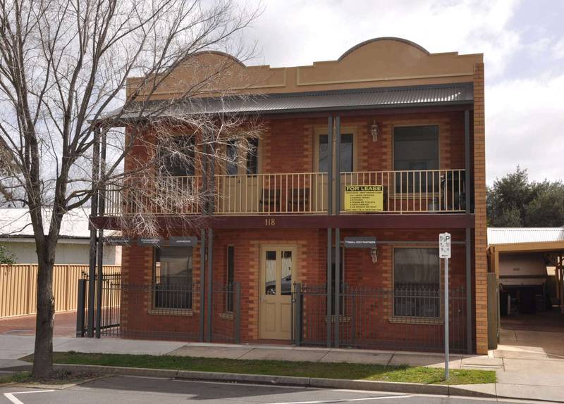 NUMEROUS OPTIONS AVAILABLE Picture 1