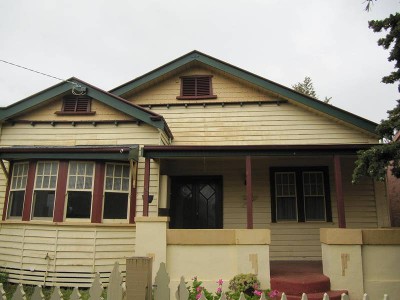 ALL THE GRANDEUR OF A CALIFORNIAN BUNGALOW Picture ALL THE GRANDEUR OF A CALIFORNIAN BUNGALOW Picture