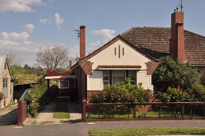 CLOSE TO CBD Picture