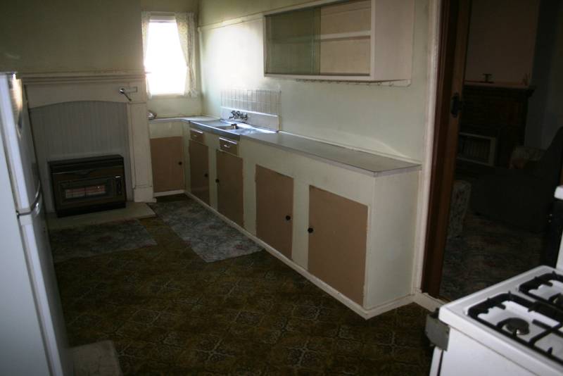 RENOVATE & DEVELOP Picture 3