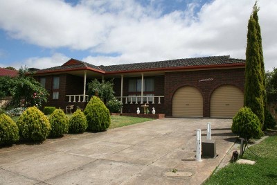 DECEIVINGLY SPACIOUS Picture DECEIVINGLY SPACIOUS Picture