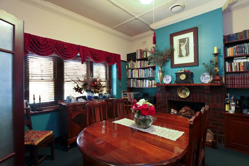 ONE TO FALL IN LOVE WITH Picture 3