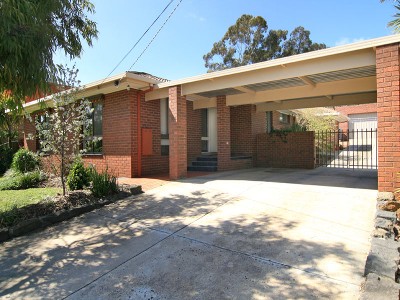 STUNNING FAMILY HOME Picture STUNNING FAMILY HOME Picture