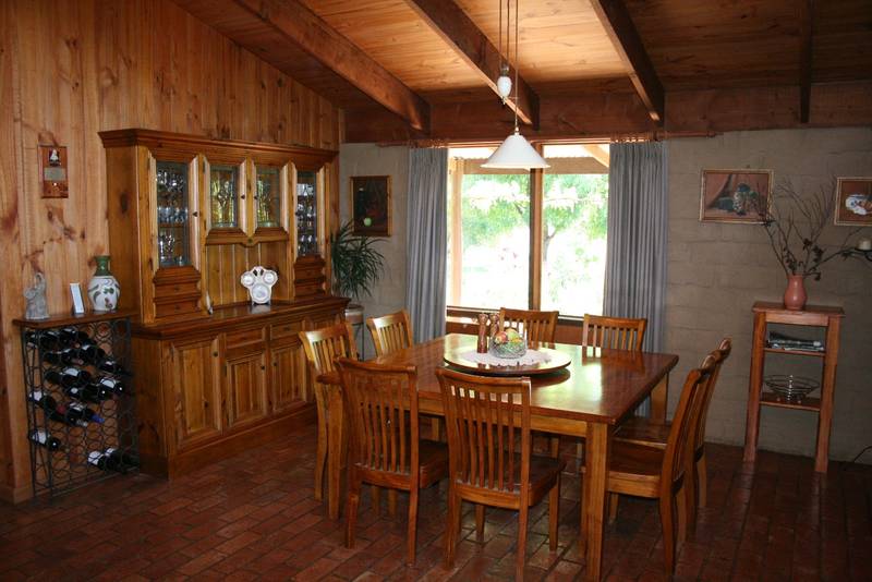 RURAL RETREAT Picture 3