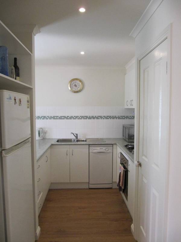 FANTASTIC TOWNHOUSE Picture 2