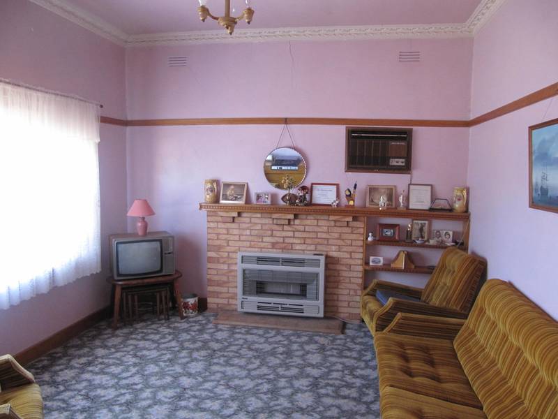 FIRST HOME BUYERS, RENOVATORS & DEVELOPERS IMAGINE THE POSSIBILITIES Picture 2