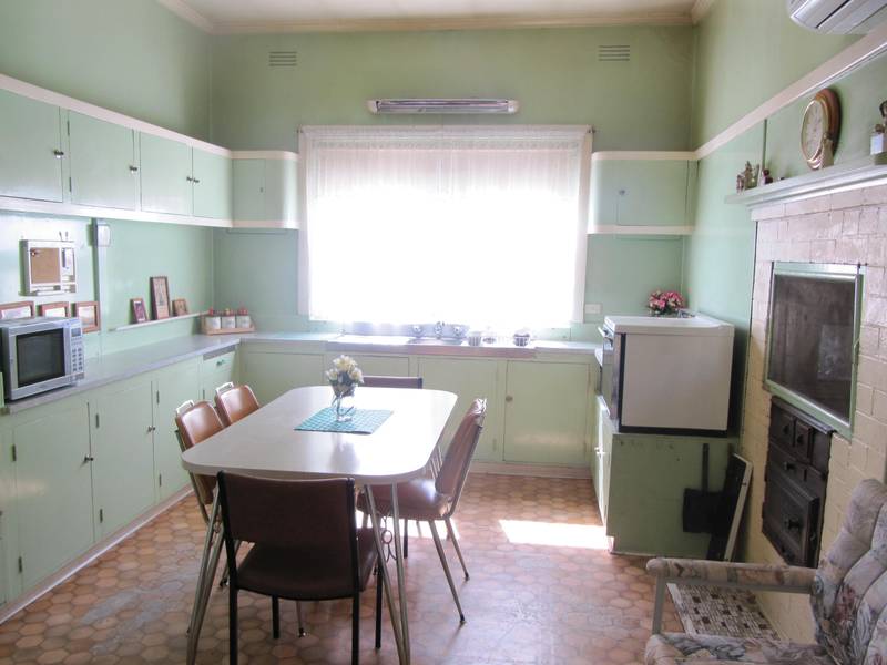 FIRST HOME BUYERS, RENOVATORS & DEVELOPERS IMAGINE THE POSSIBILITIES Picture 3