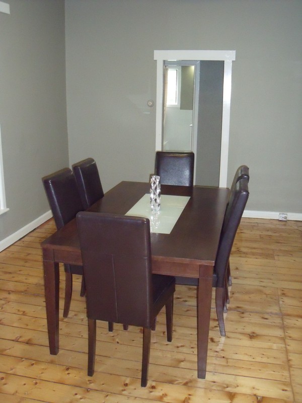 Fully Furnished in Quarry Hill Picture 3