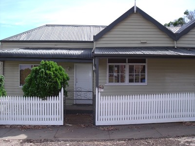 Fully Furnished in Quarry Hill Picture