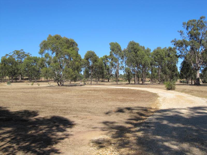 EPPALOCK LAND Picture 3