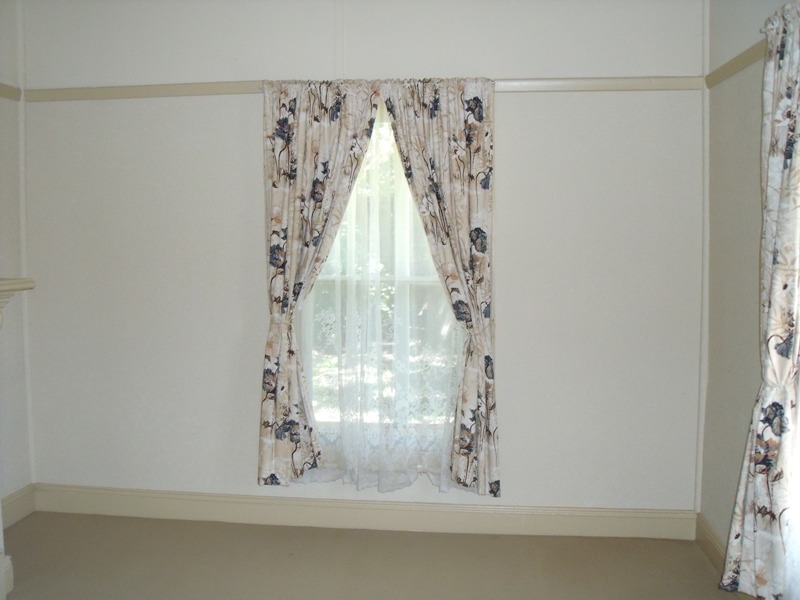 Three Spacious Bedrooms Picture 3