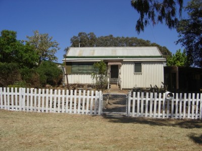 RENOVATORS DELIGHT OR A FANTASTIC STARTER Picture RENOVATORS DELIGHT OR A FANTASTIC STARTER Picture