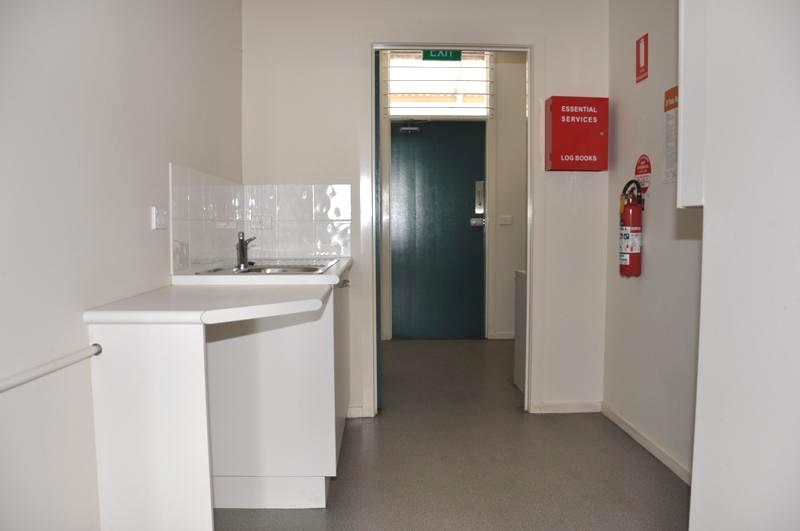 Prime Central Location Picture 3