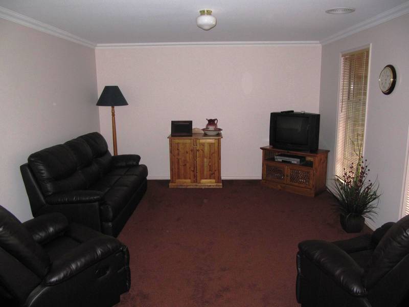 IDYLLIC LIFESTYLE PROPERTY Picture 2