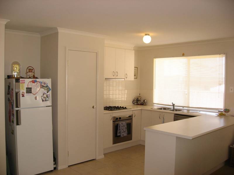 POSITION POSITION POSITION Picture 3