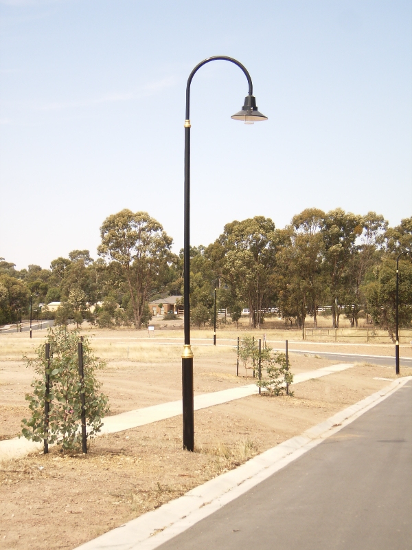 JUNORTOUN LAND Picture 2