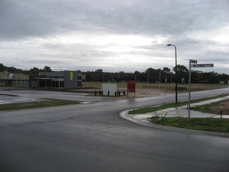 STRATHFIELDSAYE - LAND Picture 3