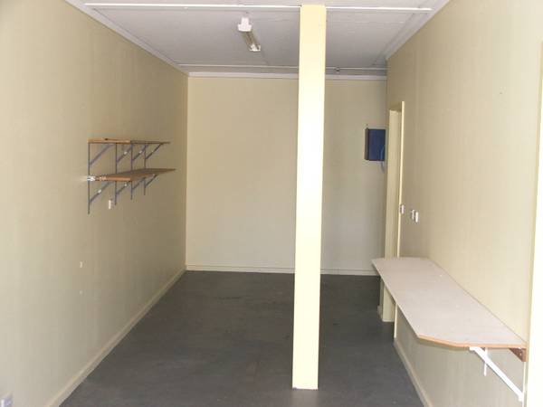 IDEAL SMALL OFFICE Picture 2