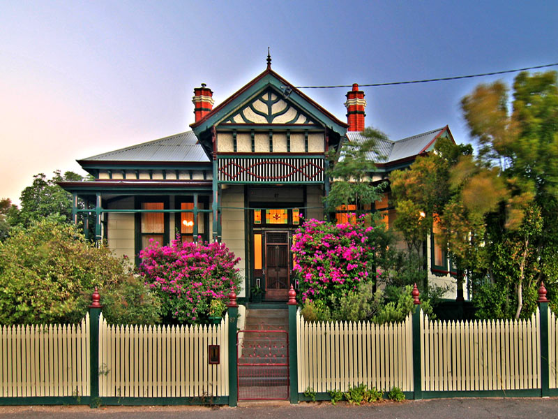 A Timeless Beauty Picture 1