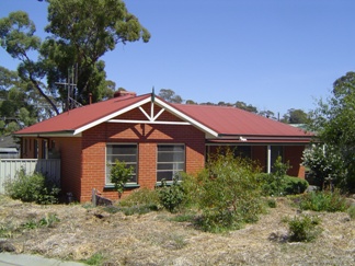 Neat Brick Veneer Home Picture 1