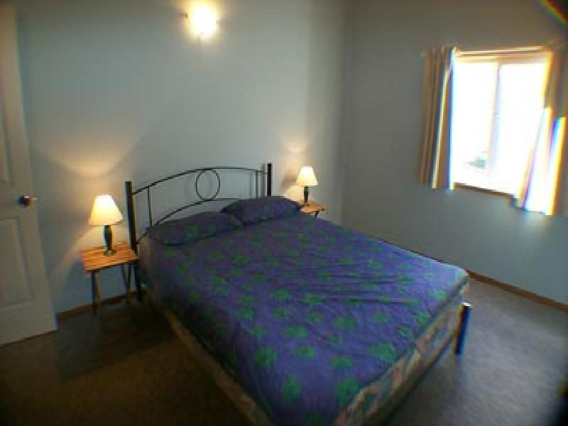 A HOME WITH STYLE! Picture 3