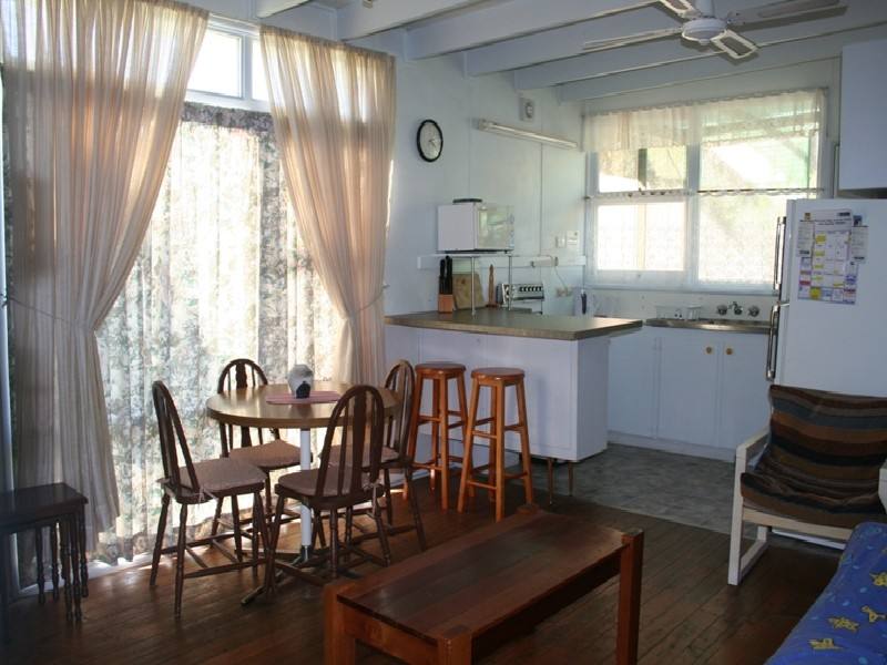 A COSY LITTLE GEM! Picture 2