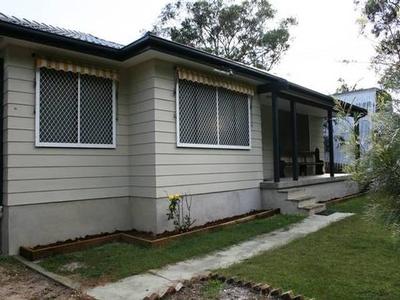 Lemon Meringue Cottage Picture