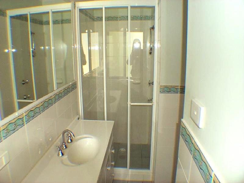 Brilliantly Remodelled Waterfront Residence Picture 3