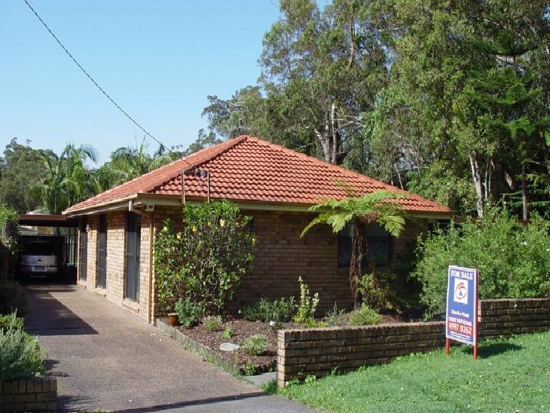 COOL BY THE POOL OR SPLASH IN THE SPA!! Picture 1