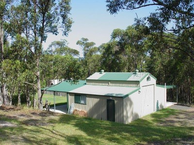 RURAL RETREAT NEAR THE BEACH Picture