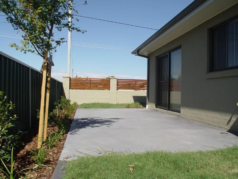 STYLISH and CONVENIENT Picture 3