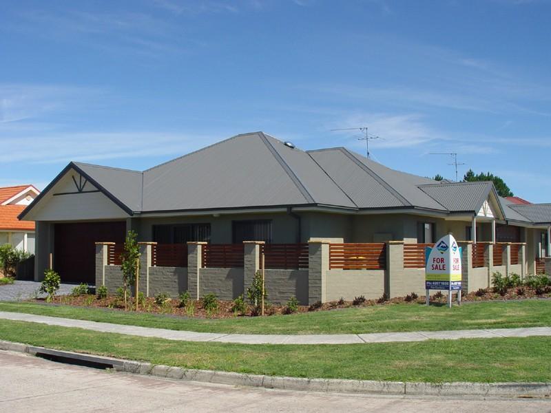 STYLISH and CONVENIENT Picture 1