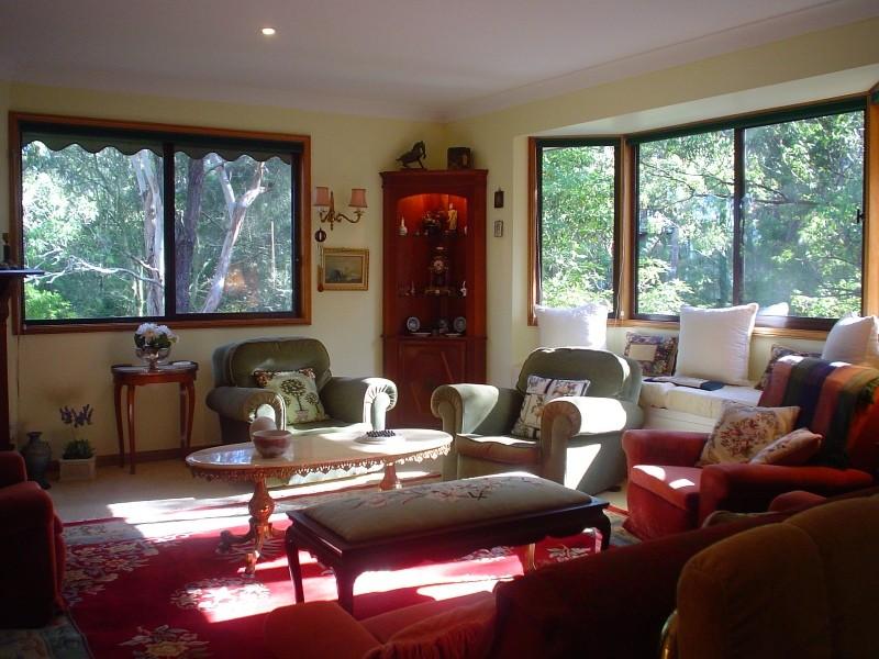 SURROUND YOURSELF WITH NATURAL BEAUTY... Picture 3