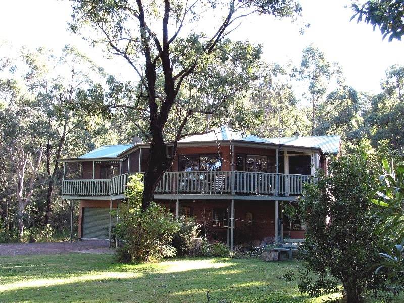 SURROUND YOURSELF WITH NATURAL BEAUTY... Picture 1