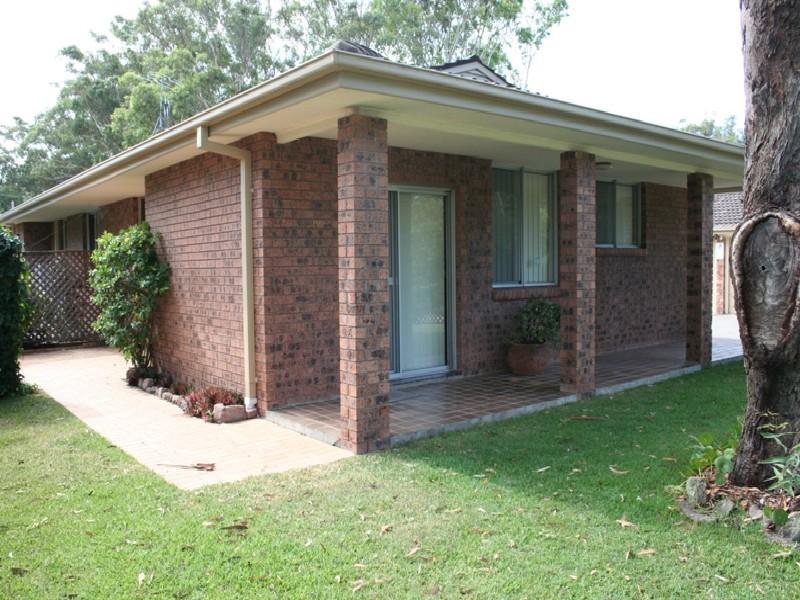 LOCATION AND PRESENTATION Picture 1