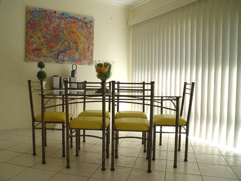 RIVERSIDE GARDENS Picture 3