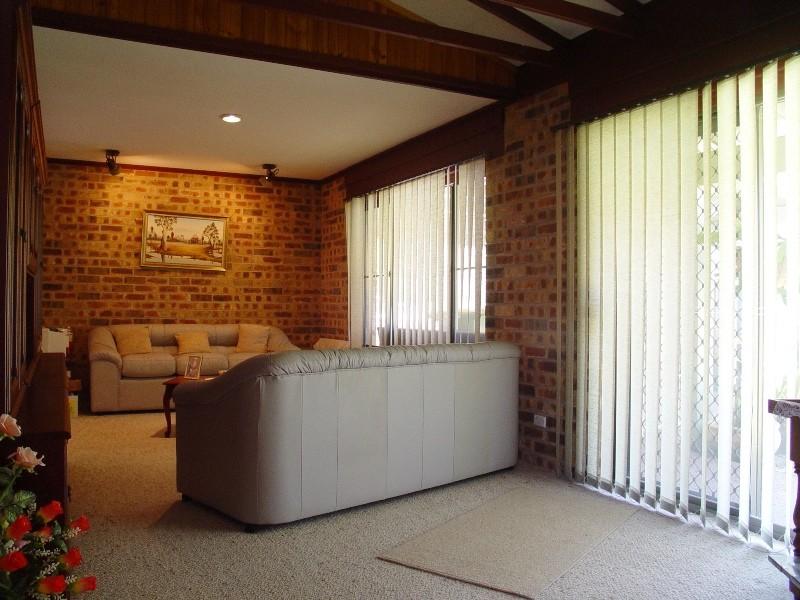 FAMILY HOME IN QUALITY LOCATION Picture 3