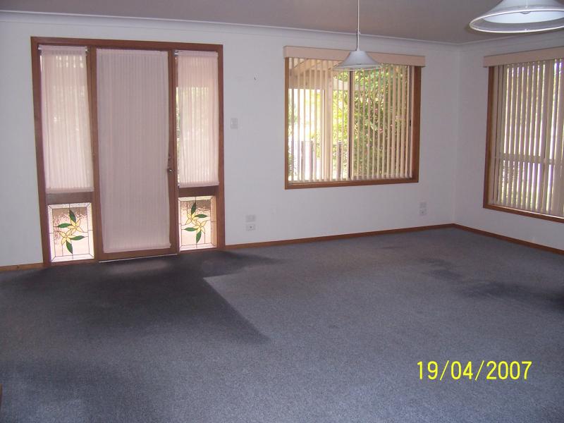 49 ALBATROSS AVENUE, HAWKS NEST Picture 3