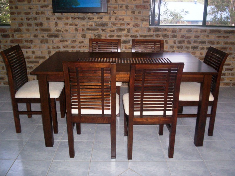 10-92 Booner Street Hawks Nest Picture 2