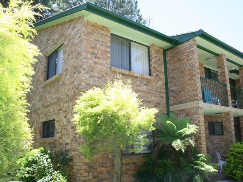 WOW - PRICED TO SELL!! Picture 1