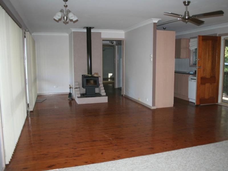 WORK NEEDED BUT POTENTIAL ENDLESS! Picture 3