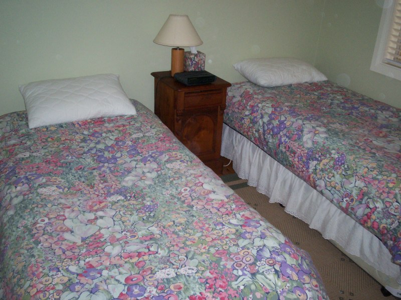 Pets Welcome - 5 Curlew Avenue Picture 3
