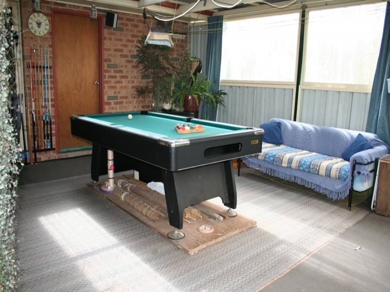 PARADISE IN PORT STEPHENS Picture 2