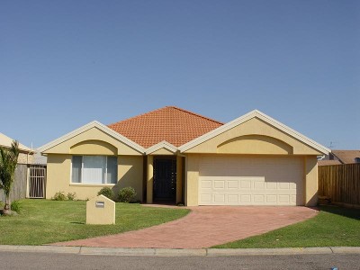 6 ADMIRALTY LANE, TEA GARDENS Picture