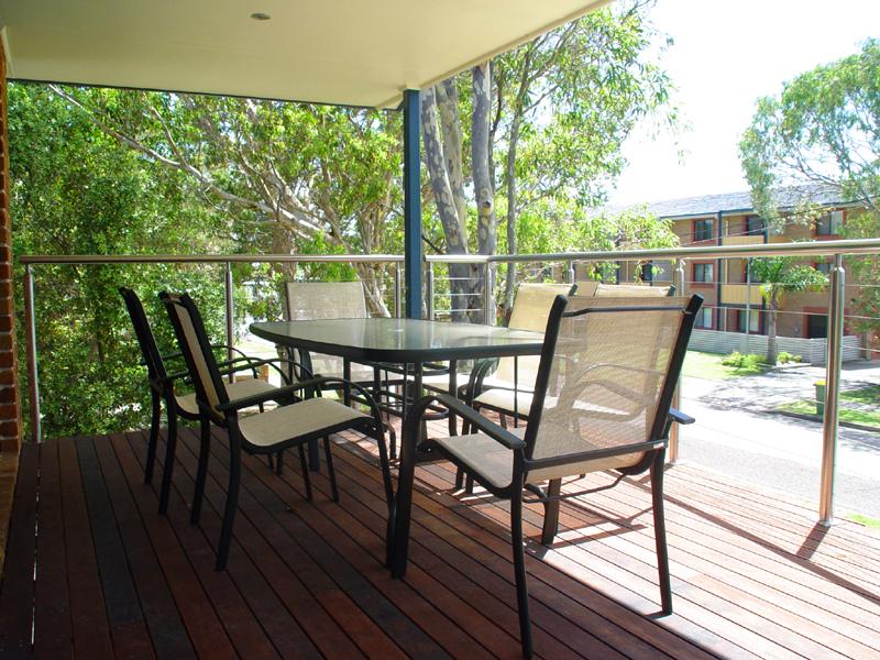 1/5 Russell Street, Hawks Nest Picture 2