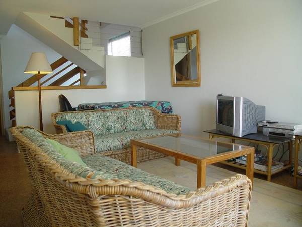 1/19 Beach Road, HAWKS NEST Picture 3