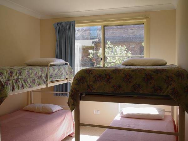 2/86 Booner Street, Hawks Nest Picture 3