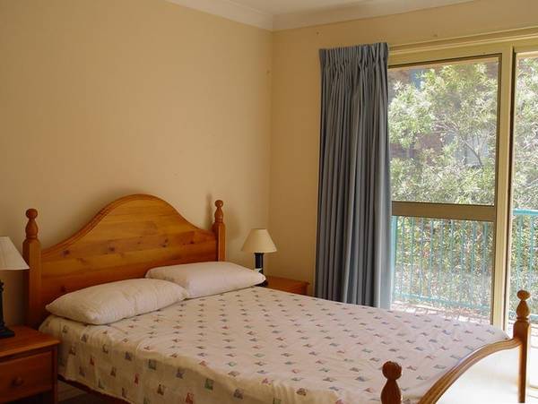 2/86 Booner Street, Hawks Nest Picture 2